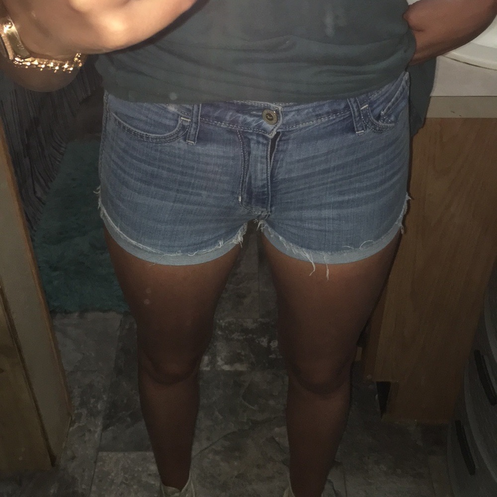 ‼️ON SALE 24 hours only‼️ Hollister shorts